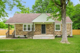 11510 Lower River Rd in Louisville, KY - Building Photo