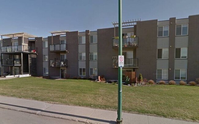 property at 2410 Louise Street21