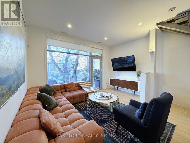 property at 15 Cummings St