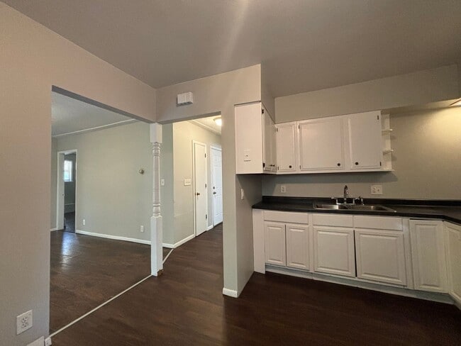 property at 1092 Edgerton St