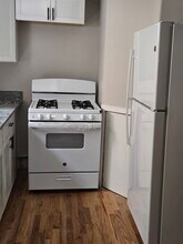 1714 W Touhy Ave in Chicago, IL - Building Photo - Building Photo