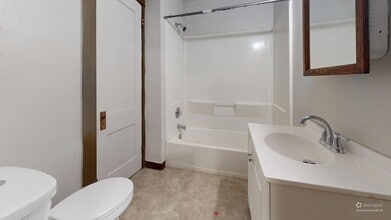 1137 7th St NW in Canton, OH - Foto de edificio - Building Photo