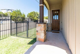 4301 Mansfield Dam Rd, Unit 1102 in Austin, TX - Foto de edificio - Building Photo