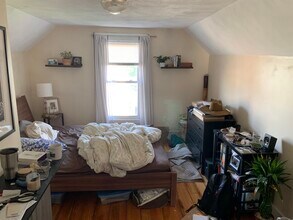 11 Clarendon Ave, Unit 2 in Somerville, MA - Building Photo - Building Photo