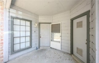 11611 April Dr in Austin, TX - Building Photo