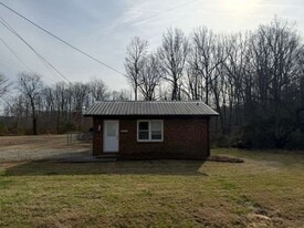 364 Watford Rd in Thomasville, NC - Building Photo