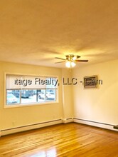 73 5th St, Unit 1 in Cambridge, MA - Building Photo - Building Photo