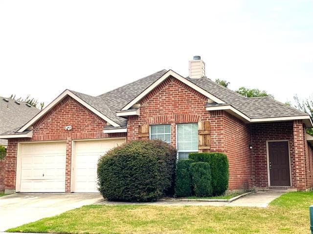 property at 4512 Dogwood Dr