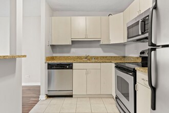 1221 S Michigan Ave in Chicago, IL - Building Photo - Building Photo
