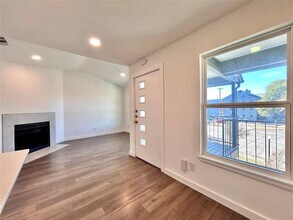 6409 Burns St in Austin, TX - Building Photo - Building Photo