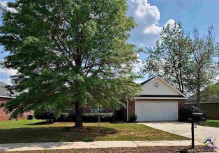 207 Sugarloaf Pkwy in Perry, GA - Building Photo - Building Photo