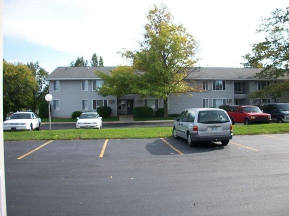 Charlevoix Apartments in Charlevoix, MI - Building Photo