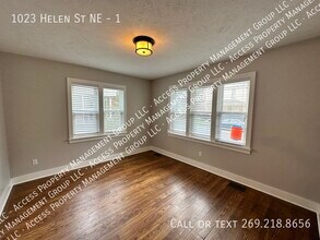 1023 Helen St NE in Grand Rapids, MI - Building Photo - Building Photo