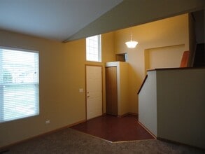 1503 Bridgehampton Dr in Plainfield, IL - Foto de edificio - Building Photo