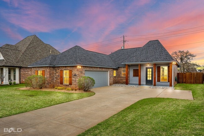 property at 978 Maize St
