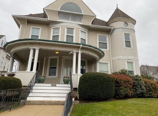 property at 986 Plymouth Ave