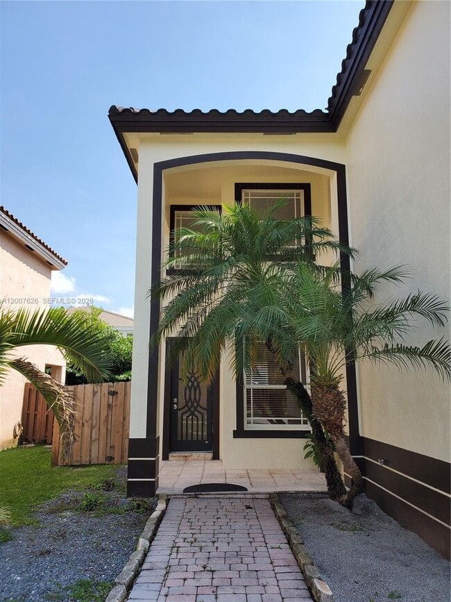 13952 SW 153rd Terrace in Miami, FL - Building Photo - Building Photo