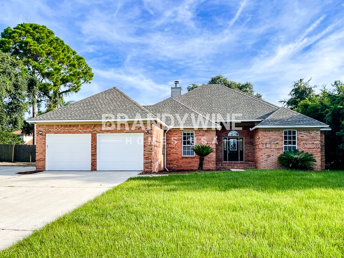 6847 Rivercrest Dr in Jacksonville, FL - Building Photo
