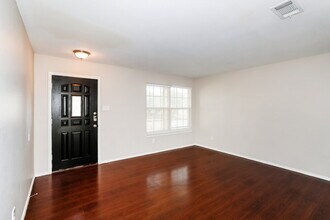 7718 Water Fowl Trl in Arlington, TX - Building Photo - Building Photo