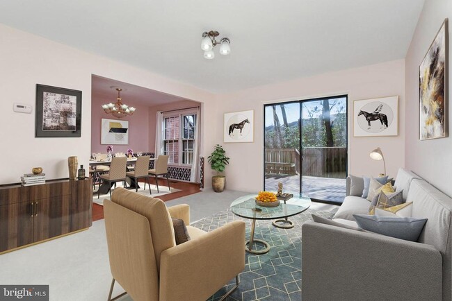 10447 Carriagepark Ct in Fairfax, VA - Building Photo - Building Photo