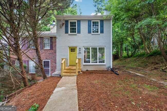 property at 2780 Northwood Ct