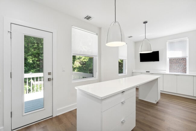 632 Boulevard E, Unit #2 in Weehawken, NJ - Building Photo - Building Photo
