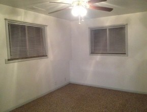 426 N 14th St, Unit 5 in Quincy, IL - Building Photo - Building Photo