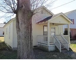 2304 Raleigh St in Hopewell, VA - Building Photo