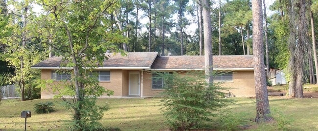 property at 515 Wysteria Ln