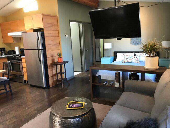 2621 Scott Ave in Los Angeles, CA - Building Photo - Building Photo