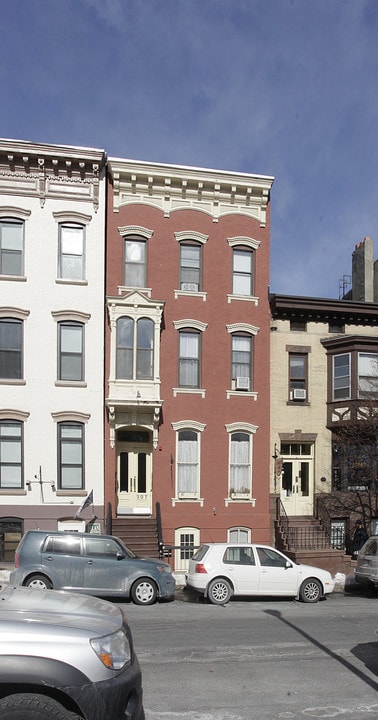 307 Hamilton St in Albany, NY - Building Photo