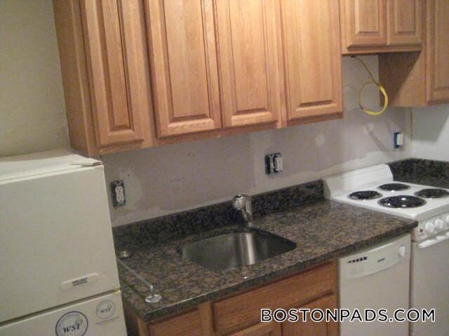 165 Hemenway St in Boston, MA - Building Photo