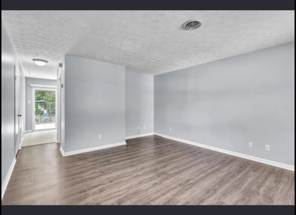 686 Bethany Ct in Maryville, TN - Foto de edificio