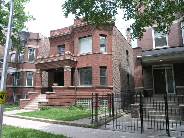 6129 S Saint Lawrence Ave in Chicago, IL - Foto de edificio - Building Photo