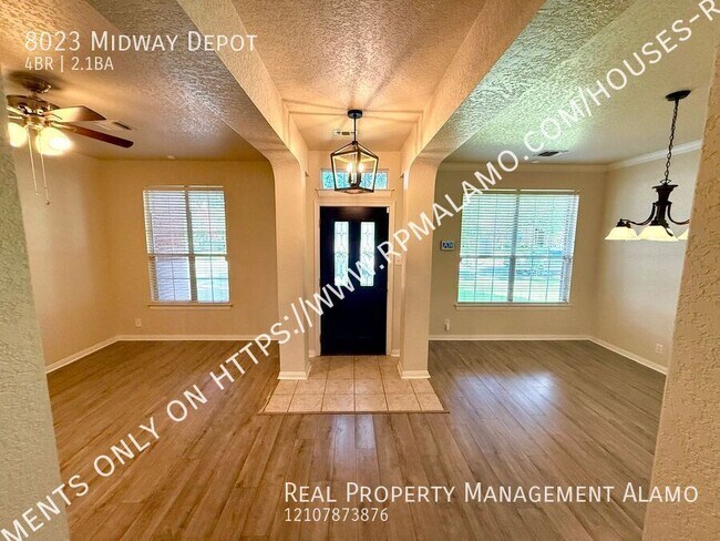 8023 Midway Depot in San Antonio, TX - Building Photo - Building Photo