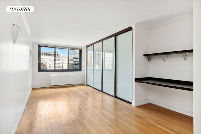 property at 347 W 57th St
