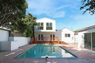 12524 WOODBINE St in Los Angeles, CA - Building Photo