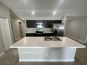 761 Airoso Rd SE in Palm Bay, FL - Foto de edificio - Building Photo