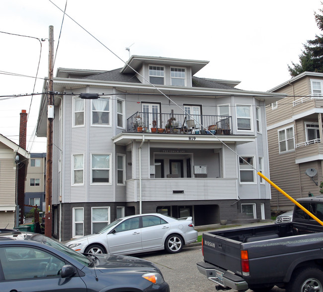 The Lowen Apartments in Seattle, WA - Foto de edificio - Building Photo