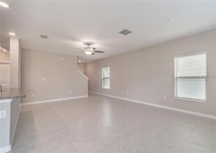 4708 Summer Savory St in Tampa, FL - Building Photo - Building Photo