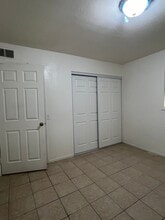 8010 Luxor Ave in Niland, CA - Building Photo - Building Photo