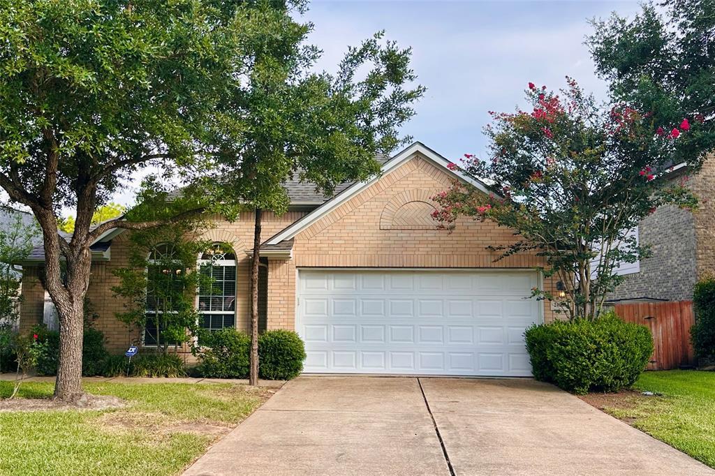 24535 Sawgrass Meadow Ln in Katy, TX - Building Photo