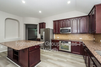 1520 Birds Eye Rd in Fort Worth, TX - Building Photo - Building Photo