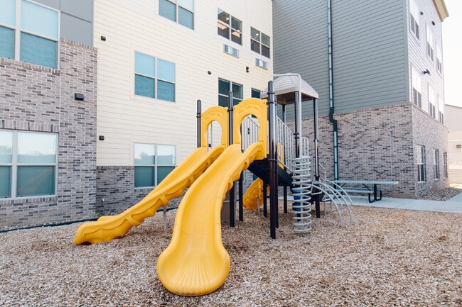 Midtown Heights in Sioux Falls, SD - Building Photo - Building Photo