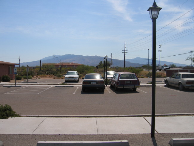 7979 E Escalante Rd in Tucson, AZ - Building Photo - Other