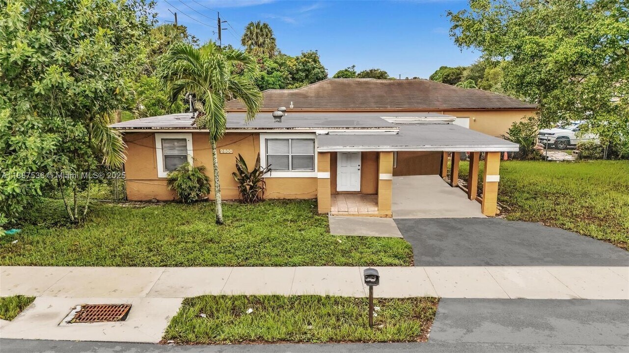 2800 NW 6th Ct in Fort Lauderdale, FL - Building Photo
