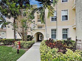 276 Murcia Dr in Jupiter, FL - Building Photo