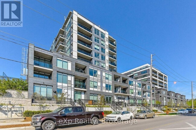 property at 63 Arthur St S