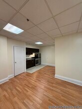 62 Boylston St, Unit 122 in Boston, MA - Building Photo - Building Photo