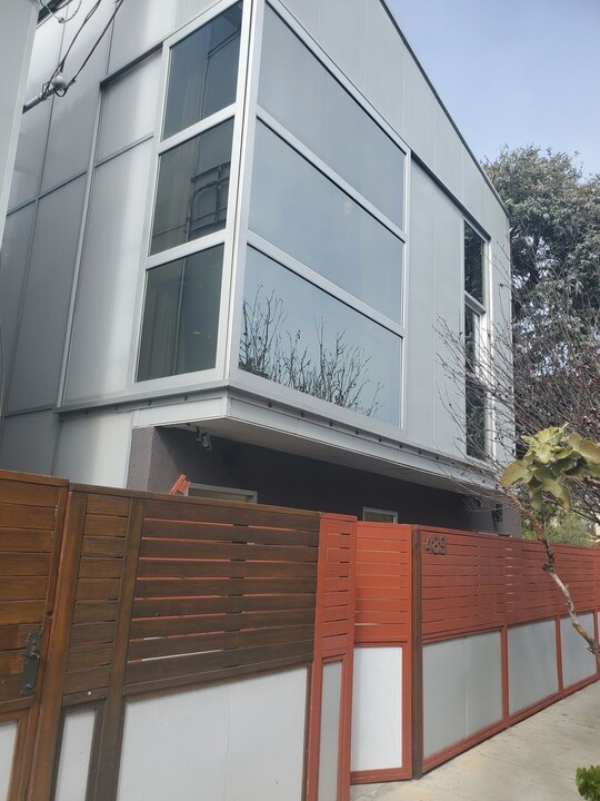 487-489 Carroll Ave in Los Angeles, CA - Foto de edificio